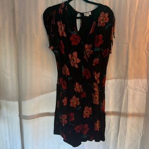 Shortsuit by Market & Spruce. NWOT’s